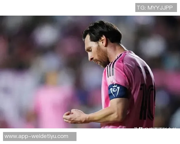 梅西回顾巴黎生涯：热爱足球却感到不适应家庭生活却十分美好