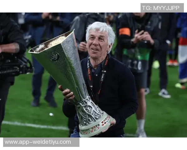 罗马主席高度评价主帅加斯佩里尼的出色工作与团队信任 罗马主席高度评价主帅加斯佩里尼的出色工作与团队信任