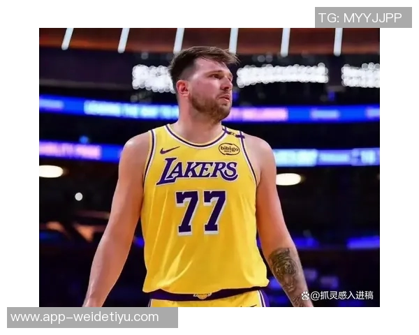 弗莱对艾顿发声：学习莱夫利和东契奇的传球技巧提升自己